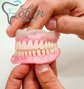 پروتز دندان ثابت: راهی برای حفظ سلامت دندان‌ها و افزایش زیبایی لبخند